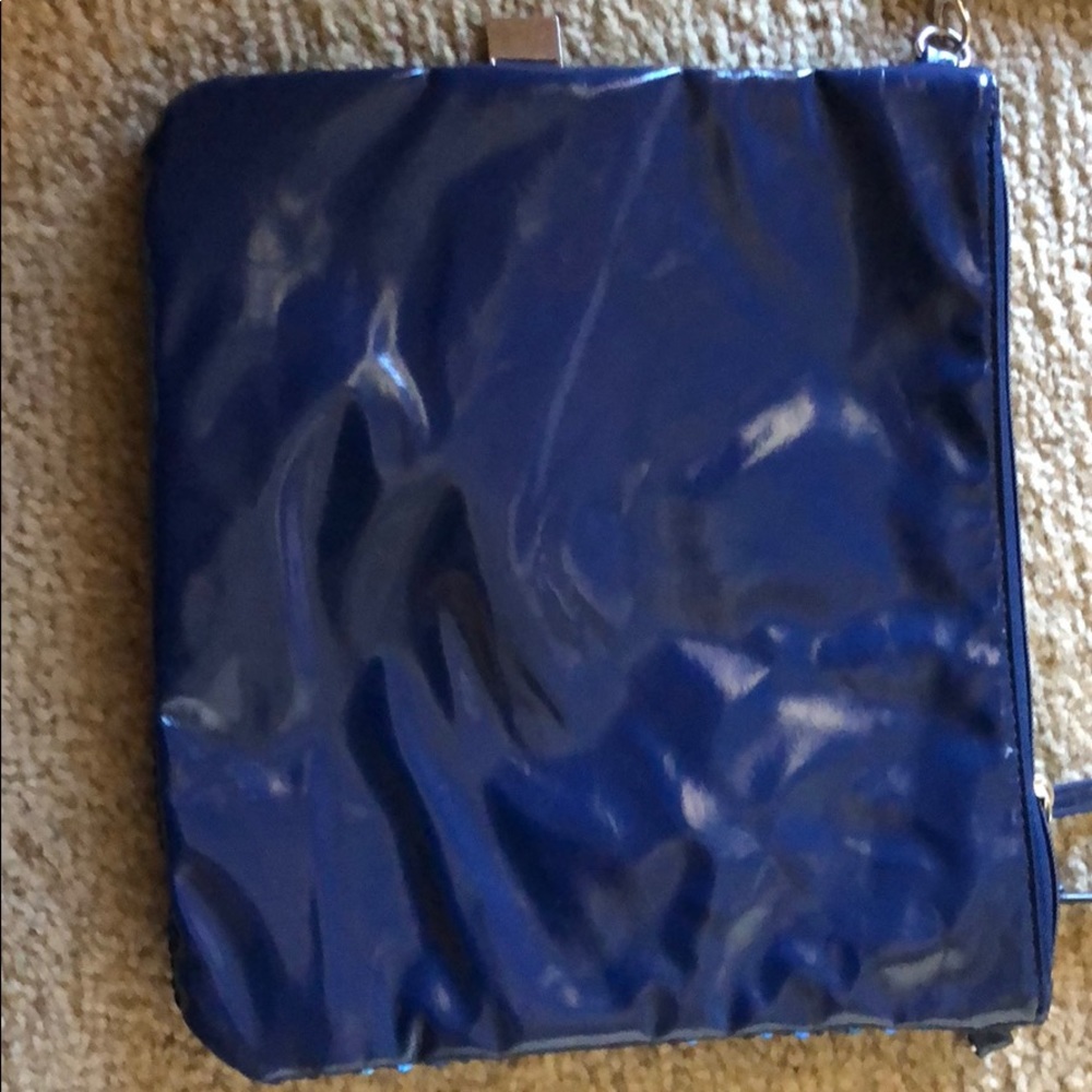 Bag - Picture 2 of 4